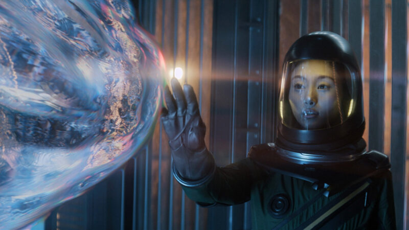 Invasion : saison 3 confirmée pour la série Apple TV+