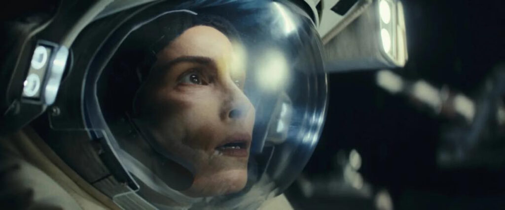 Naomi Rapace brille dans Constellation sur Apple TV+