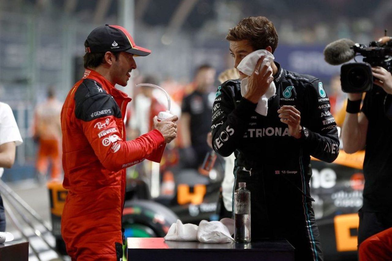 Mercedes et Sainz face au défi Hamilton : quelles solutions ?