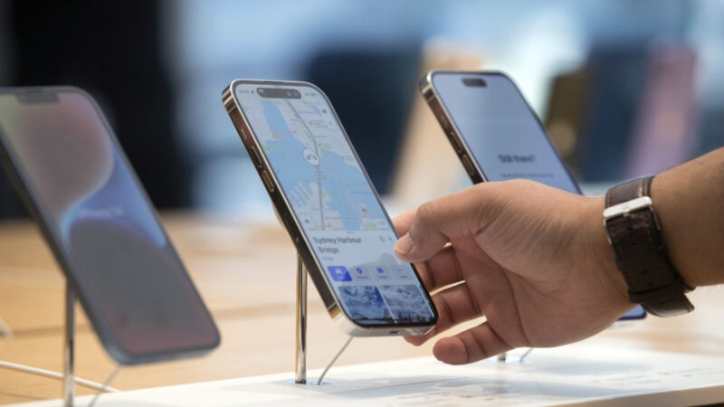 Un chercheur en sécurité escroque des millions de dollars chez Apple