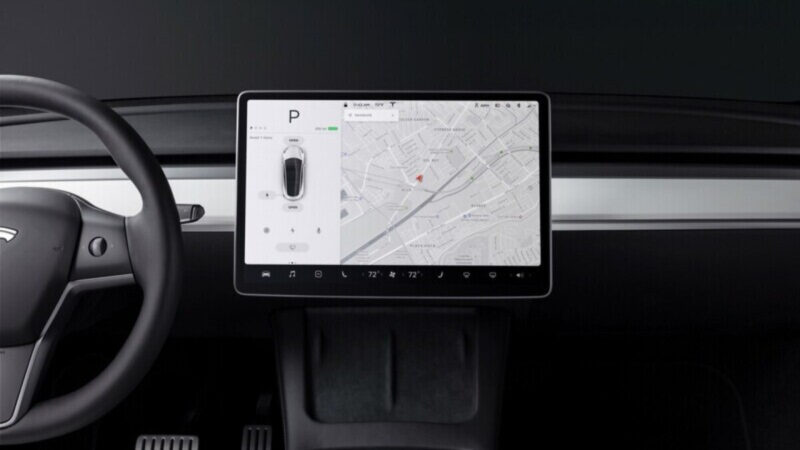 Tesla : Conduite plus intelligente et sûre grâce à sa nouvelle mise à jour !