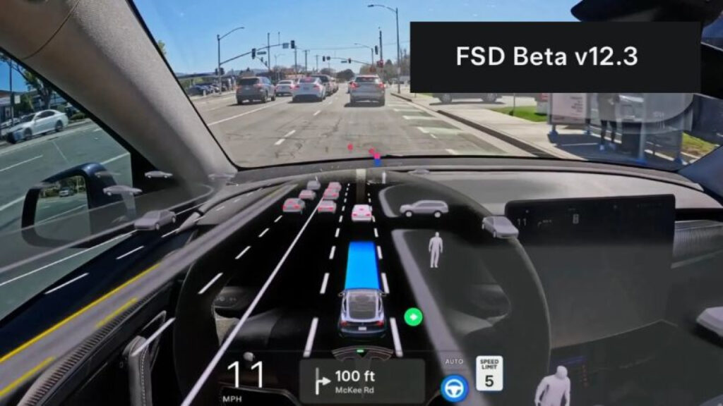 Déploiement discret de la Tesla FSD v12.3 aux États-Unis : les retours sont mitigés