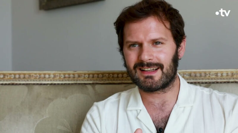 Hugo Becker et Frédéric Pierrot dans une lutte contre l&rsquo;épidémie de peste