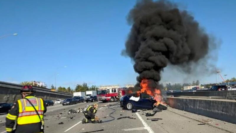 Tesla conclut un accord avec la famille de l&rsquo;ingénieur Apple décédé dans l&rsquo;accident de sa Model X