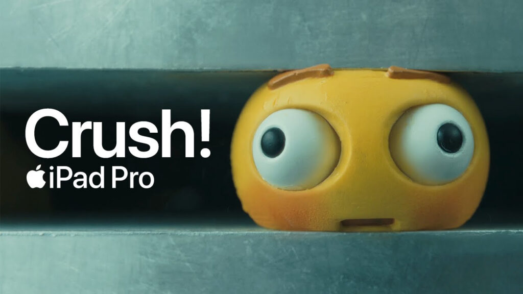 Crush! : la publicité controversée d'Apple inspire aussi Xiaomi Crush! : la publicité controversée d'Apple inspire aussi Xiaomi