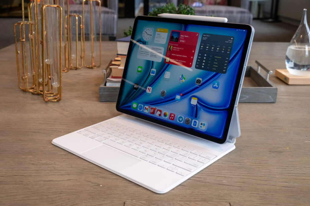 Tests iPad Air M2 : la tablette d'Apple à privilégier en 2024 Tests iPad Air M2 : la tablette d'Apple à privilégier en 2024