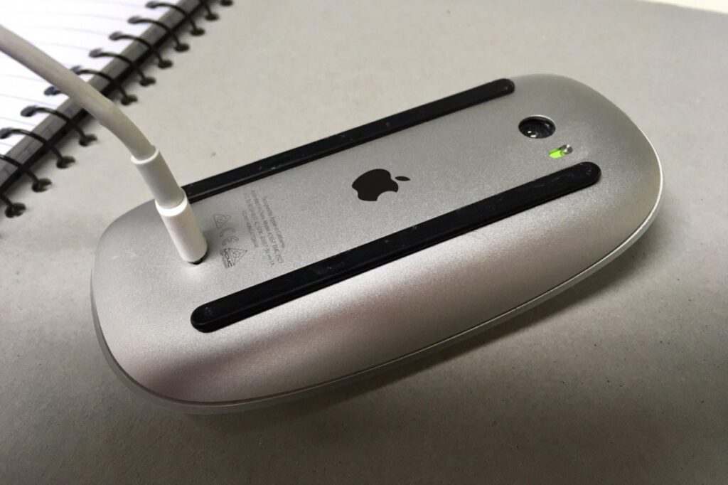 Mise à jour du firmware (3.1.1) pour Magic Mouse et Magic Trackpad par Apple
