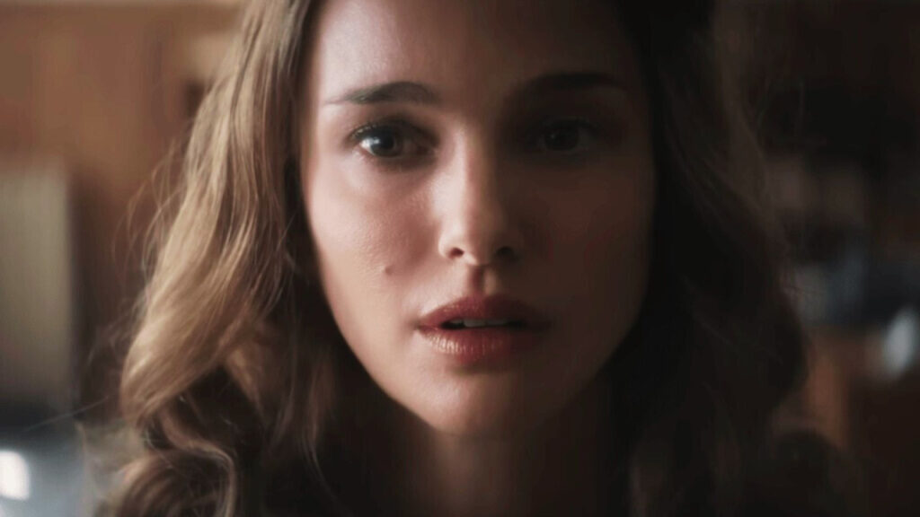 Natalie Portman enquête sur la mort mystérieuse d'une femme dans sa première série