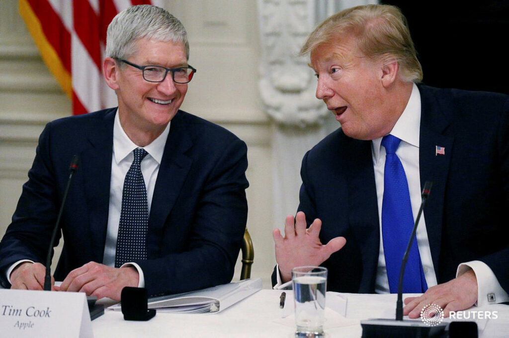 Tim Cook souhaite un bon rétablissement à Donald Trump après tentative d'assassinat