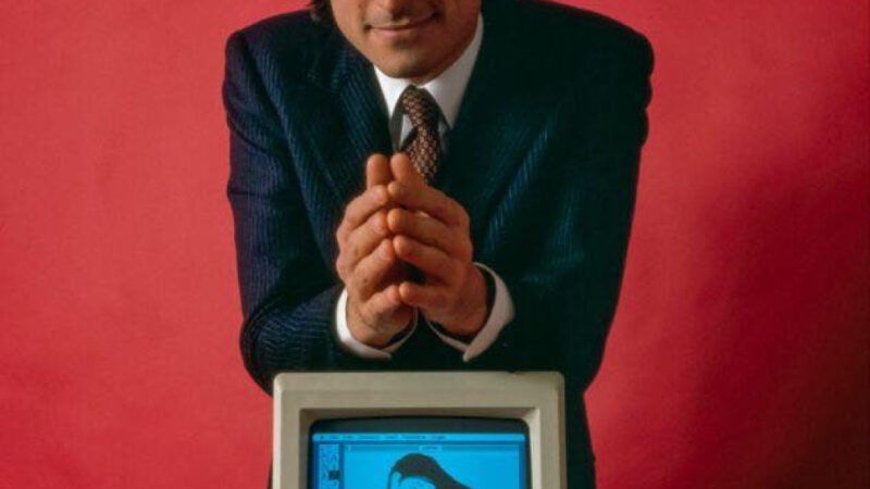 Veste mythique de Steve Jobs aux enchères