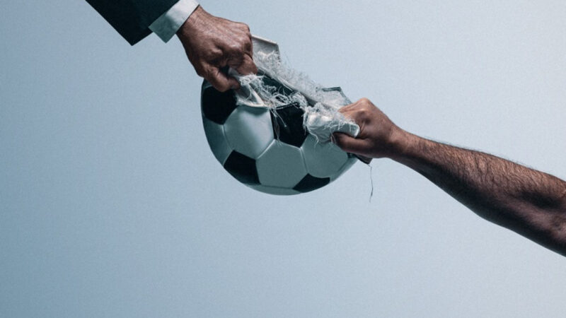 apple abandonne les droits tv de la ligue 1 face à canal+