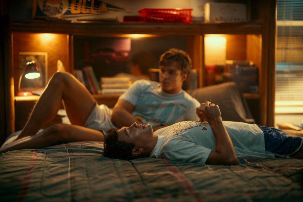 Erik menendez critique la série monstres de netflix pour mensonges