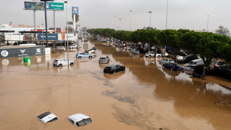 Apple fait un don pour aider les secours en espagne après des inondations