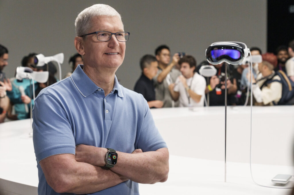 Tim cook reste confiant pour l'apple vision pro malgré des ventes décevantes