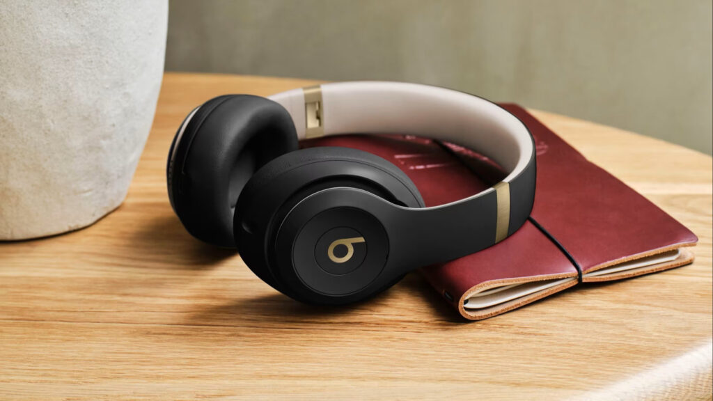 Beats studio pro : nouveau coloris noir et or