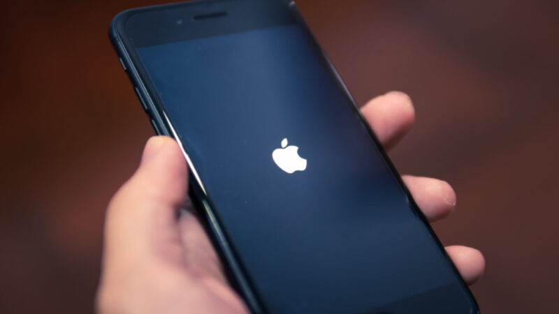 Les iphone redémarrent automatiquement après trois jours d&rsquo;inactivité