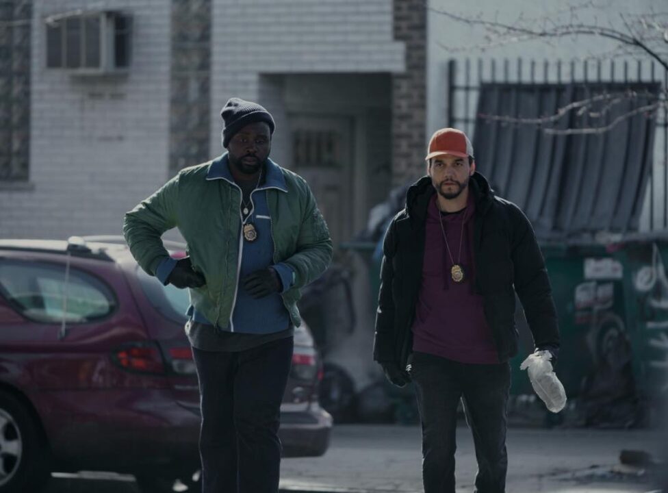 Dope thief : une série criminelle signée ridley scott sur apple tv+