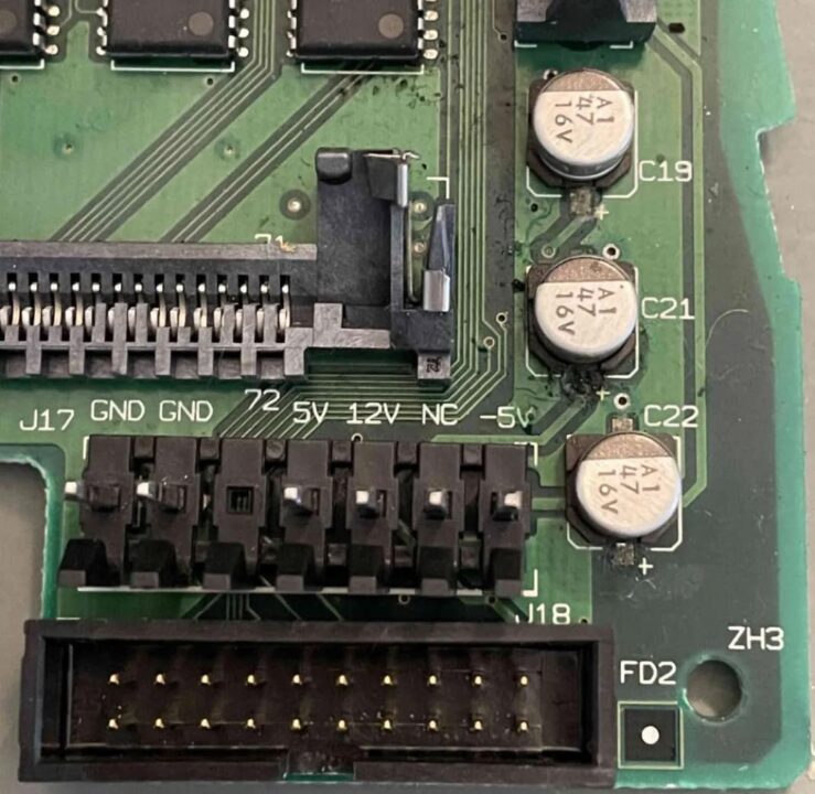 Le secret du condensateur inversé du macintosh lc iii