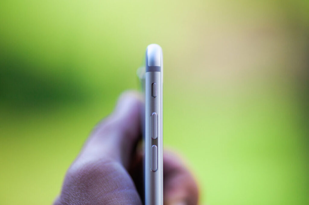 L'iphone 17 slim/air pourrait être plus épais que prévu