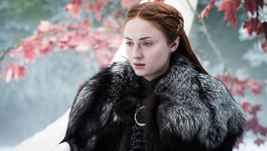 Sophie turner incarnera lara croft dans la nouvelle série tomb raider