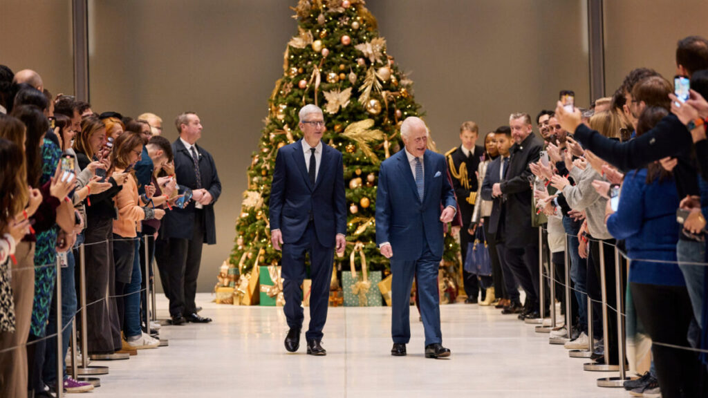 Visite du roi charles iii au siège d'apple à londres