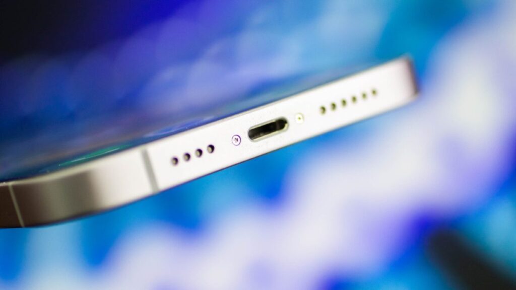 Les iphone lightning reconditionnés continueront d'être disponibles en europe