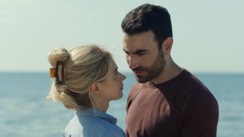 All of you : le nouveau drame romantique d&rsquo;apple tv+ avec brett goldstein