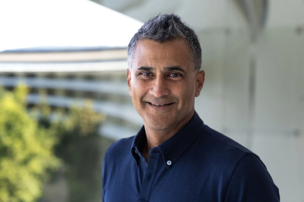 Kevans parekh nommé directeur financier d'apple