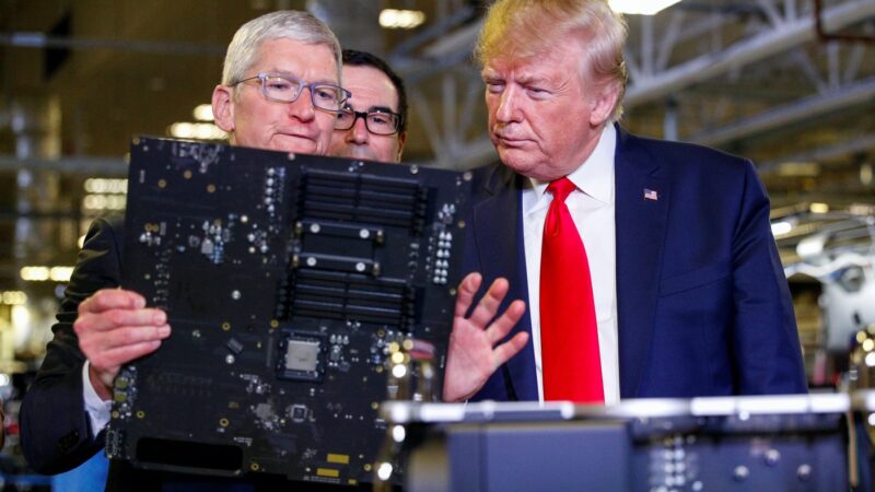 Tim cook félicite donald trump et évoque l&rsquo;innovation pour apple
