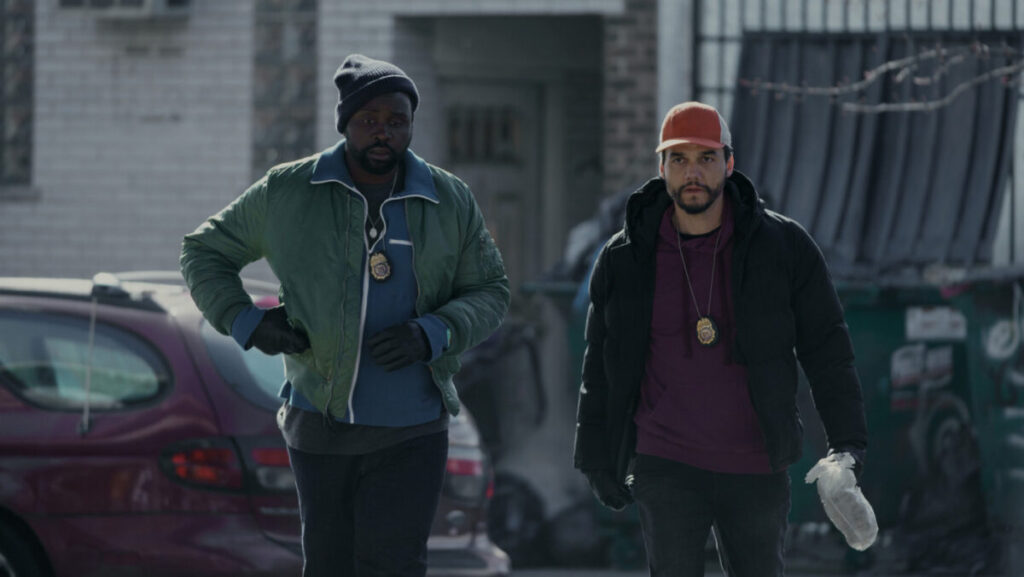 Dope thief : la série d'apple tv+ débute le 14 mars