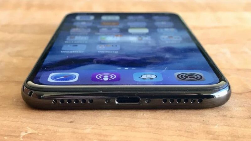 Iphone 17 pro : un redesign des haut-parleurs symétriques pour un meilleur son