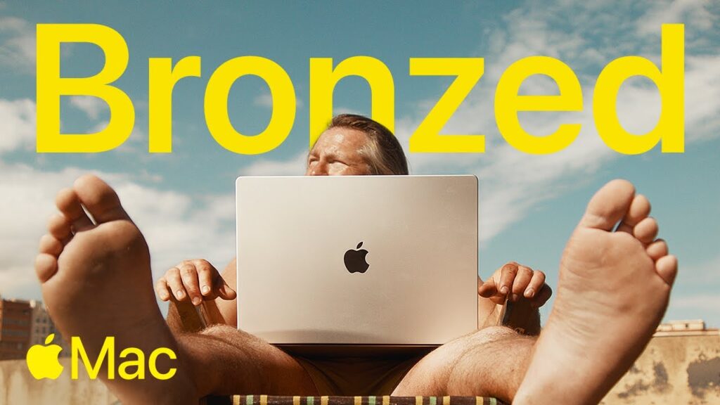 Apple met en avant l'autonomie et l'écran nano-texturé du macbook pro