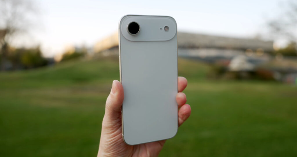 Iphone air : apple prépare un modèle avec écran géant