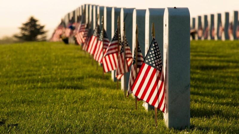 Tim cook rend hommage aux soldats américains pour memorial day