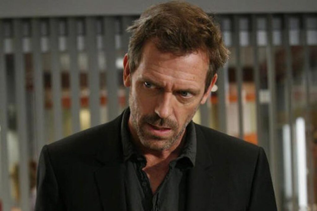 The wanted man : une nouvelle série dramatique avec hugh laurie