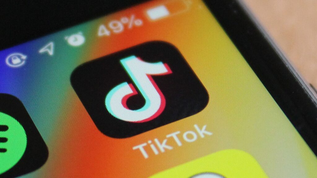 TikTok réintégré dans l'App Store grâce à une décision du ministère de la Justice