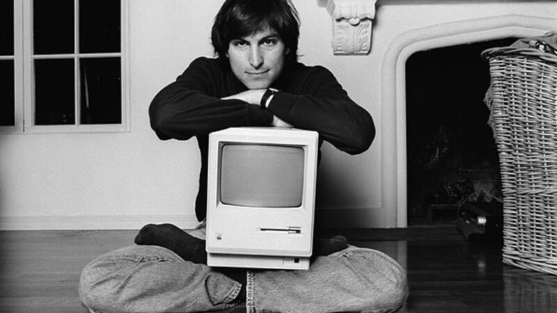 Bibliothèque vintage de livres de programmation Macintosh
