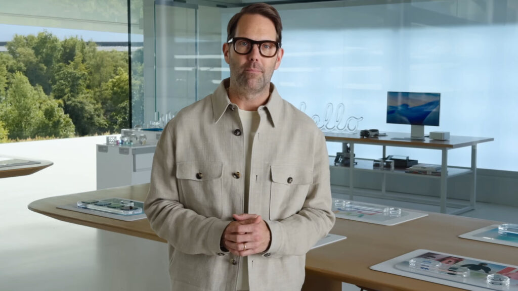 Les employés d'apple se réjouissent du départ d'alan dye