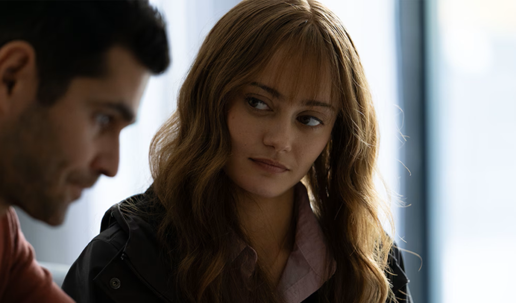 Ella Purnell promet une saison 2 de Sweetpea encore plus folle