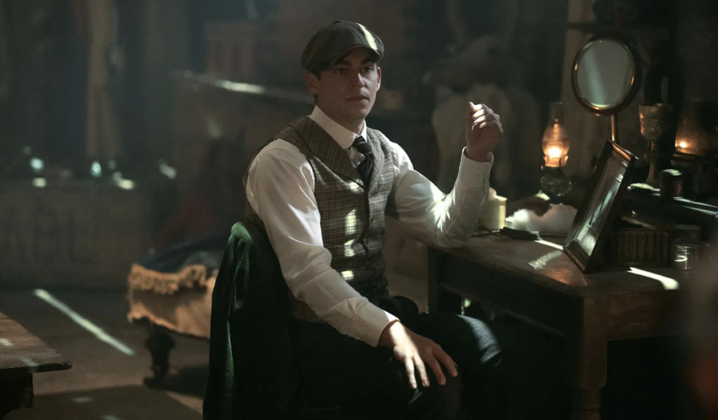 Young sherlock : révélations et photos sur la série de guy ritchie