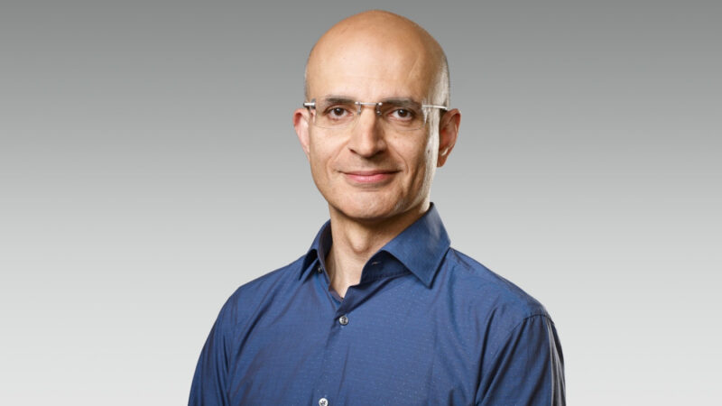 Sabih khan renforce l&rsquo;engagement d&rsquo;apple envers la chine