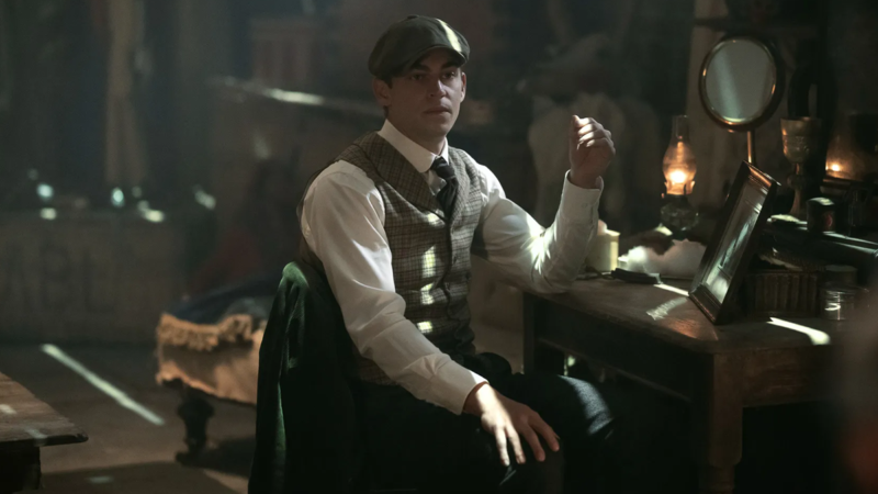 Young sherlock : révélations et photos sur la série de guy ritchie