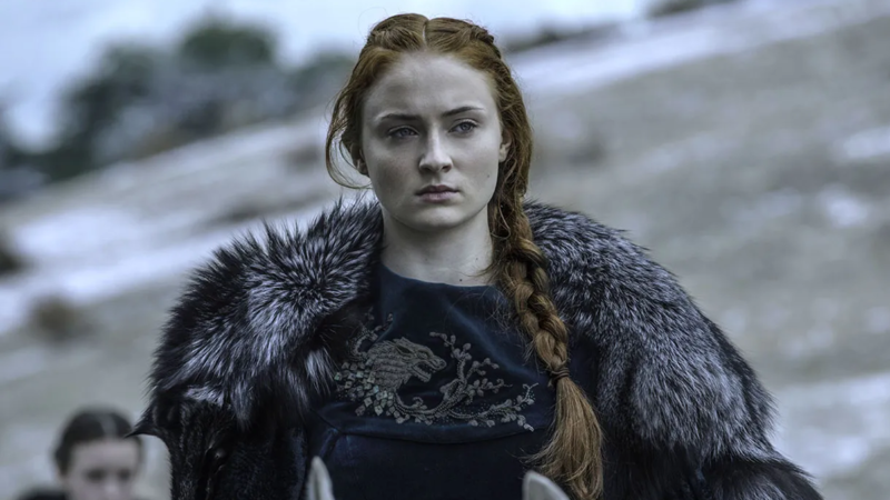 Sophie turner envisage de rejouer sansa stark dans un spin-off de game of thrones