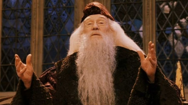 Hans zimmer compose la musique de la série harry potter