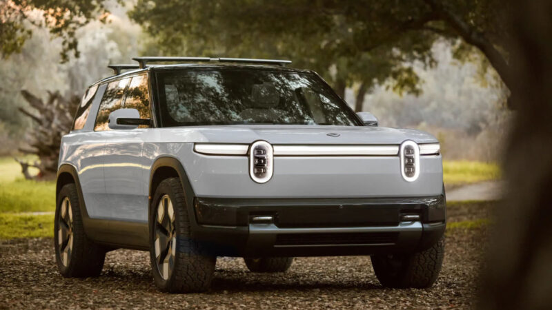Rivian lance une application apple watch pour contrôler ses voitures