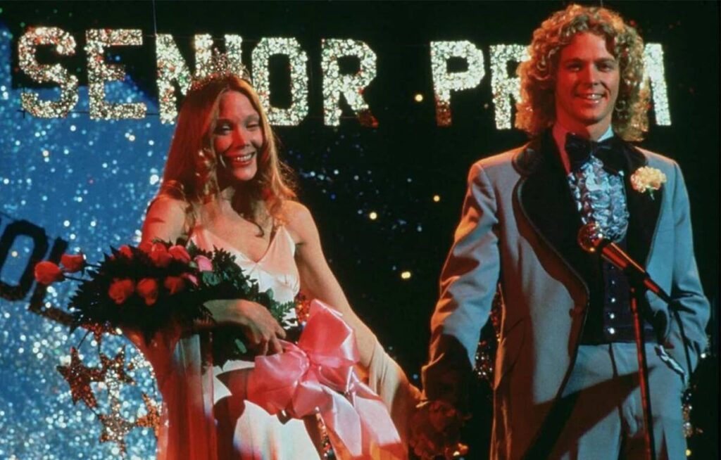 Heather graham dévoile des détails sur le reboot de carrie