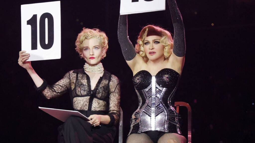 Julia garner incarnera madonna dans la saison 2 de the studio