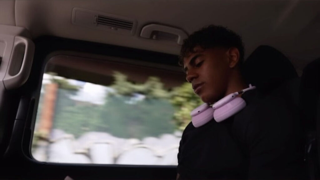 Lamine Yamal présente un nouveau casque Beats aux designs innovants