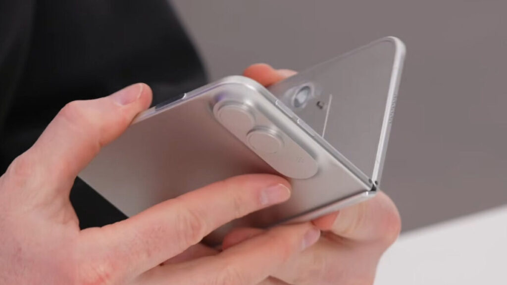 Iphone ultra : découvrez le design du smartphone pliable