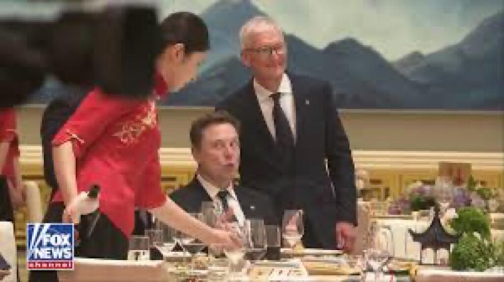 Tim cook en chine avec trump et musk : diplomatie et affaires Tim cook en chine avec trump et musk : diplomatie et affaires